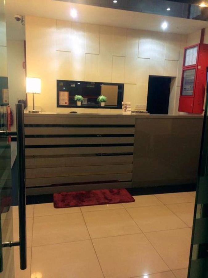 Hotel Sara'S Inn, ชาห์อาลัม ภายนอก รูปภาพ
